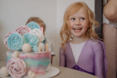 Birthday party quest for children at home