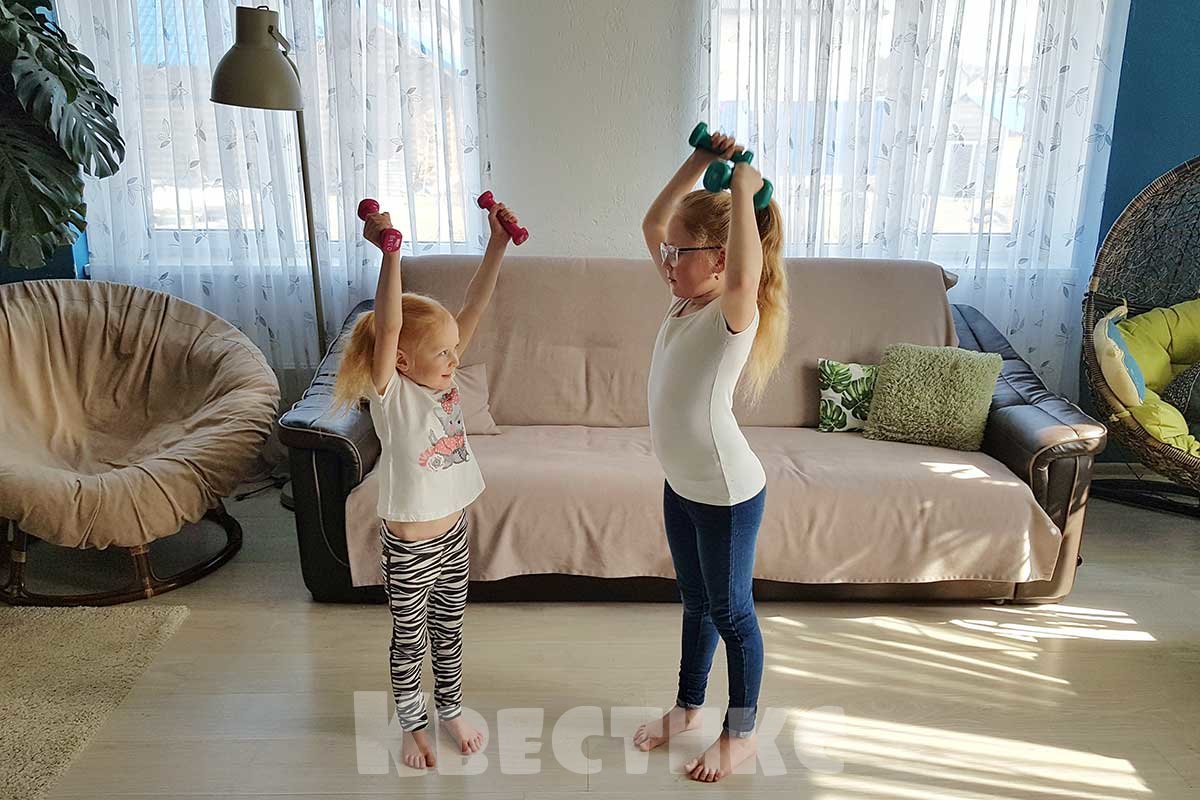зарядка с детьми дома