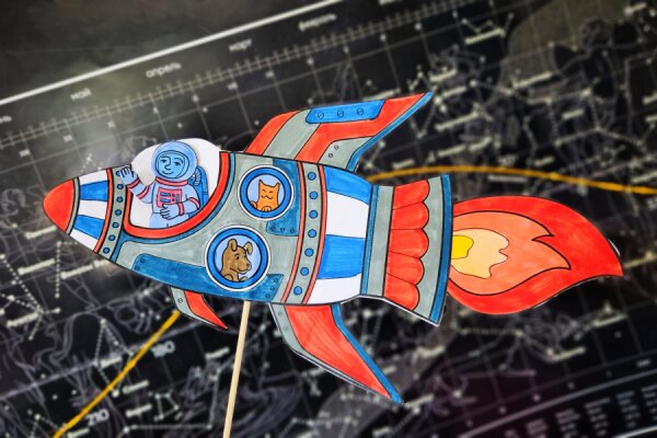 Поделка «Ракета»